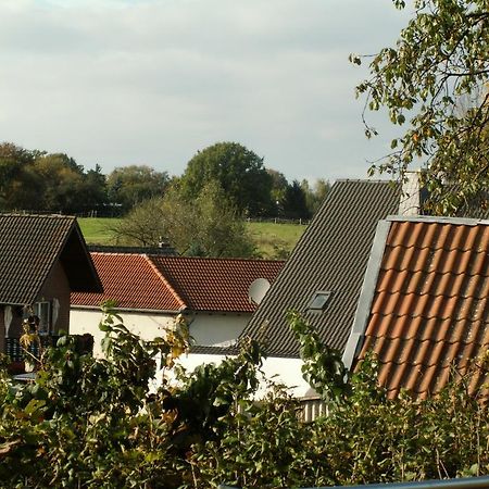 Rl Guesthouses Geilenkirchen Esterno foto